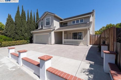 225 Fuji Way, Hayward, CA 94544-2398