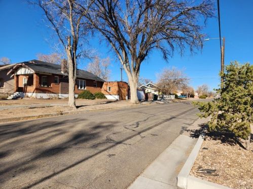 1739 8th St, Pueblo, CO 81001-3613