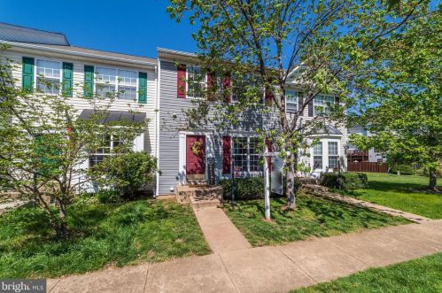 8622 Ellesmere Way, Bristow, VA 20136-2075