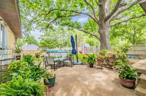 207 Joe White St, Rockwall, TX 75087-2206