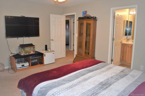 804 Willow Dr, Denver CO  80603-7761 exterior