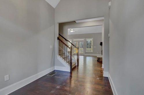 536 Black Horse Cir, Holly Springs, GA 30114-5198