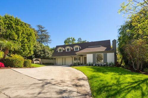 10272 Shadyridge Dr, Santa Ana CA  92705-1567 exterior