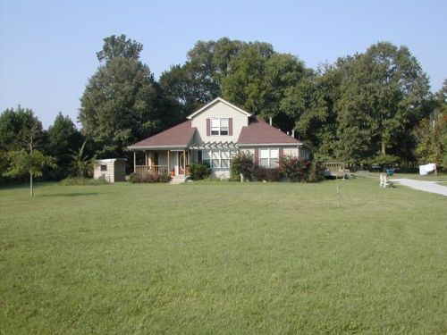 383 Massey Cv, Crosstown, TN 38004-7427
