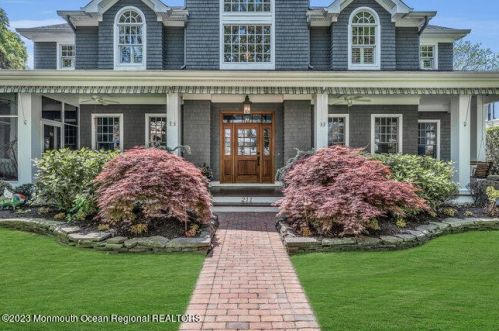 211 Worthington Ave, Wall Township, NJ 07762-1643