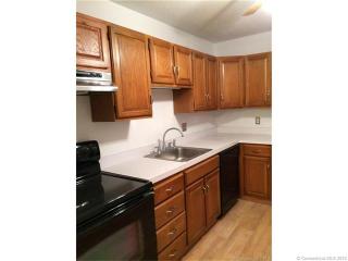40 Village Rd, Southington, CT 06489-3449