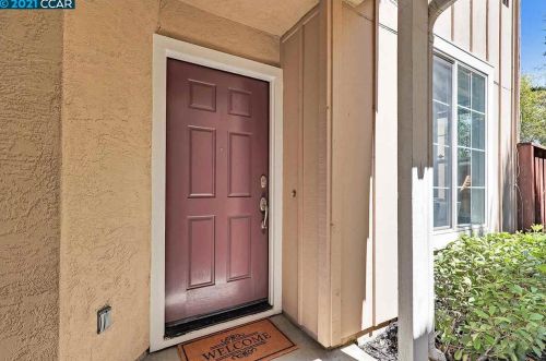 10727 Wallace Ln, Pleasanton, CA 94568-5536