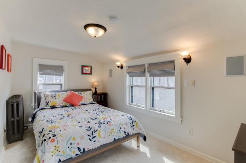 1888 Grand Ave, Saint Paul MN  55105-1409 exterior