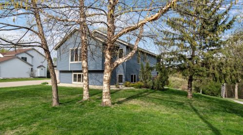 2569 Pine Ridge Blvd, Red Wing, MN 55066-3969
