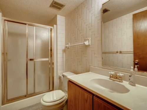 4385 Arden View Ct, Saint Paul MN  55112-1946 exterior