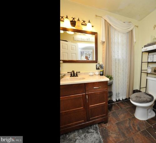 2532 41 St, Camden NJ 08105-2628 exterior