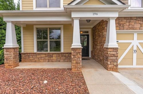 196 Mcgregor Ln, Dawsonville, GA 30534-3560