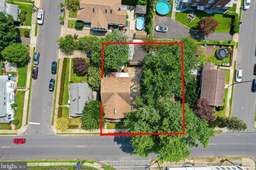 887 Lalor St, Trenton NJ  08610-6558 exterior