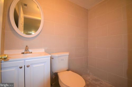 2129 Marvine St, Philadelphia PA  19122-1212 exterior