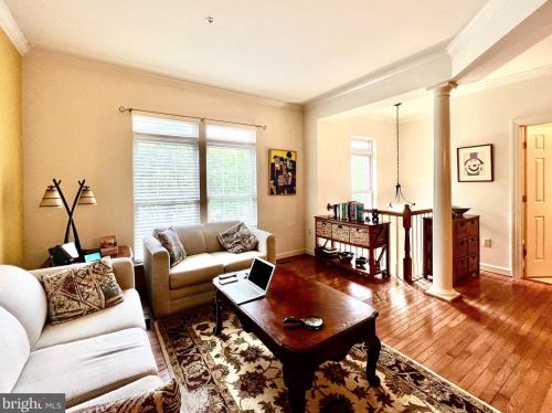 6 Chippewa Ct, Silver Spring MD 20906-6316 exterior