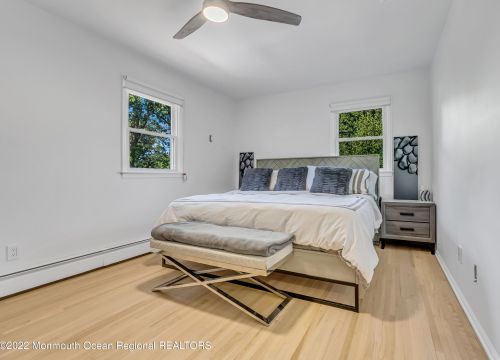 718 Grassmere Ave, Tinton Falls NJ  07712-4333 exterior