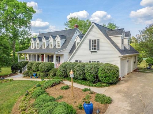 3050 Berry Rd, Loganville, GA 30052-2100