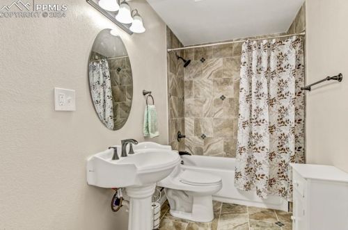 7357 Maybeck Vw, Amo CO 80831-4741 exterior