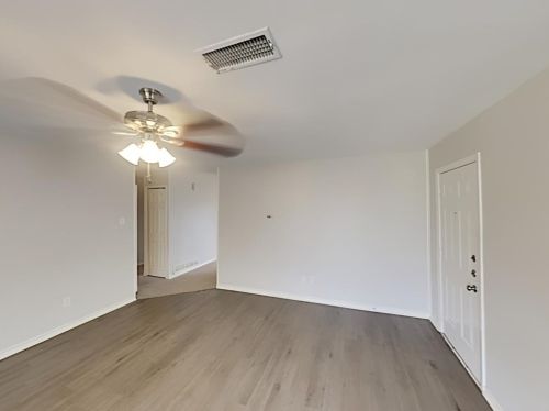 813 Vista Dr, Garland TX  75041-3215 exterior