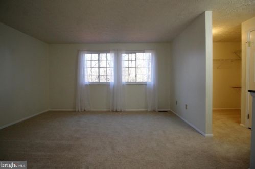 7319 Glendower Ct, Springfield VA  22153-1115 exterior