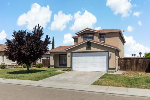 1635 Goldpoppy St, Manteca, CA 95337-7921