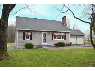 1134 Suffield St, Suffield CT  06078-2612 exterior