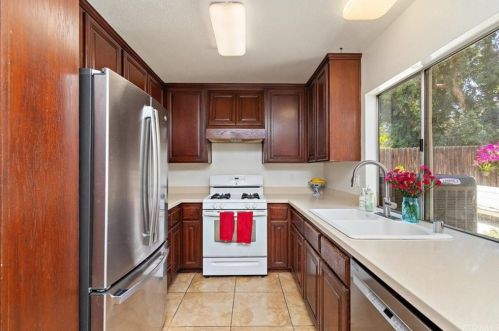 12266 Mint Ct, Rancho Cucamonga, CA 91739-1924