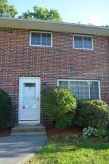 27 Oakridge Dr, Londonderry, NH 03053-3941