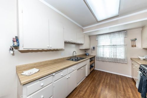 1935 Random Dr, Anaheim CA  92804-3539 exterior