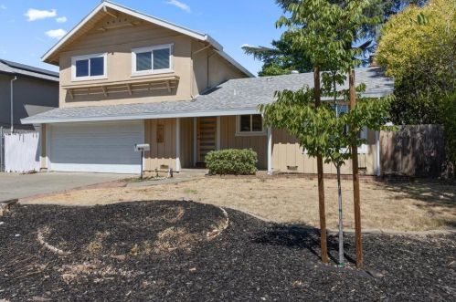 3013 Winchester Way, Rancho Cordova, CA 95670-5338