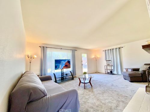 44732 Stanridge Ave, Lancaster CA 93535-2523 exterior