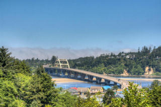 320 View Dr, Waldport, OR 97394-6200