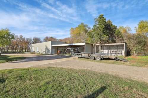 176 Old Lexington Rd, Webberville TX  78621-6451 exterior