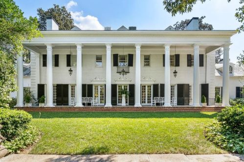 10 Habersham Way, Atlanta GA  30305-2800 exterior