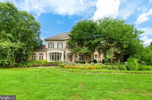 20463 Tanager Pl, Leesburg, VA 20175-8887