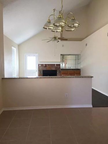 2244 Arbor Creek Dr, Carrollton, TX 75010-4053