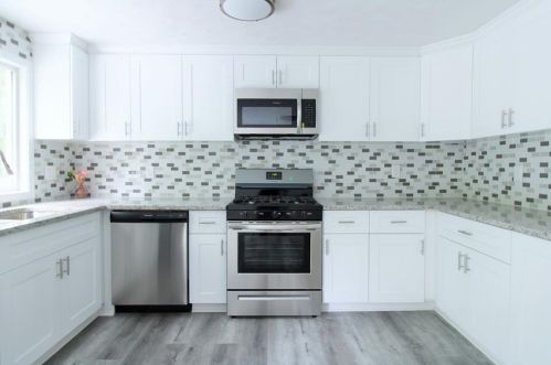 3036 Nelson Dr, Duluth GA  30096-3742 exterior