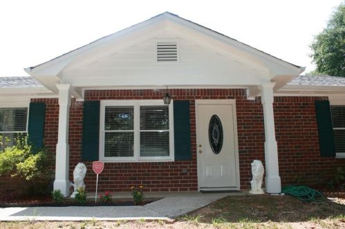 280 Brookfield Dr, Auburn, GA 30011-3324