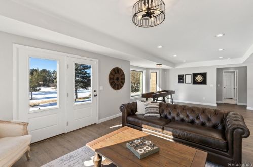 81 Red Deer Rd, Franktown CO  80116-8737 exterior