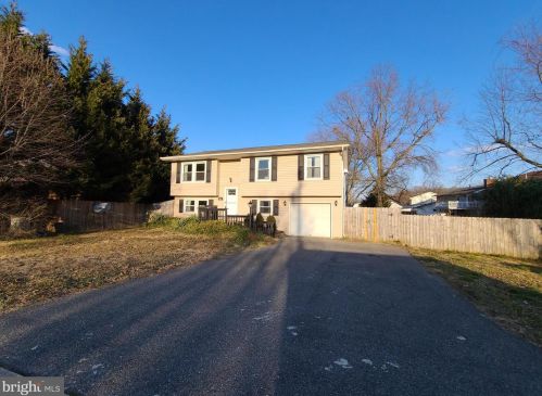 961 Waugh Chapel Rd, Gambrills, MD 21054-1245