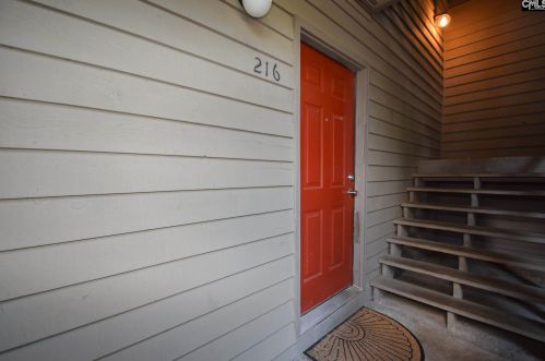 216 Edgewater Ln, Cayce-West Columbia, SC 29169-6956