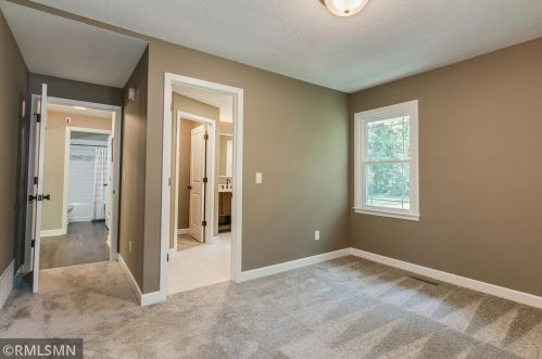 4893 121st St, Saint Paul MN  55110-5902 exterior