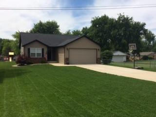 109 Giofre Ave, Maryville, IL 62062-5740