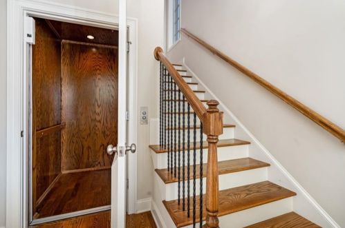 1301 Lullwater Park Cir, Atlanta GA  30306-4641 exterior