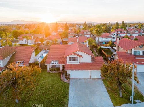 9077 Wilking Ct, Riverside, CA 92508-6480