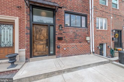 3172 18th St, Philadelphia, PA 19145-5439