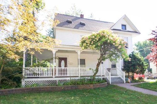 41 High St, Derry, NH 03038-2234