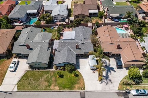 7120 Vanna Dr, Paramount, CA 90723-7157