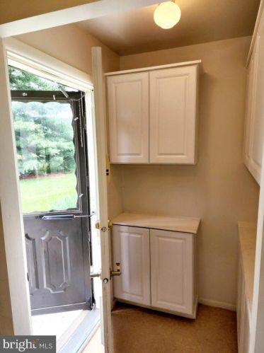 50 Valleybrook Dr, Lancaster PA  17601-4612 exterior