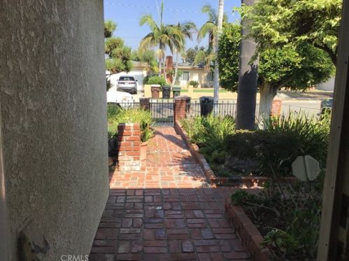 1302 Arlington Ave, Anaheim CA  92801-2003 exterior